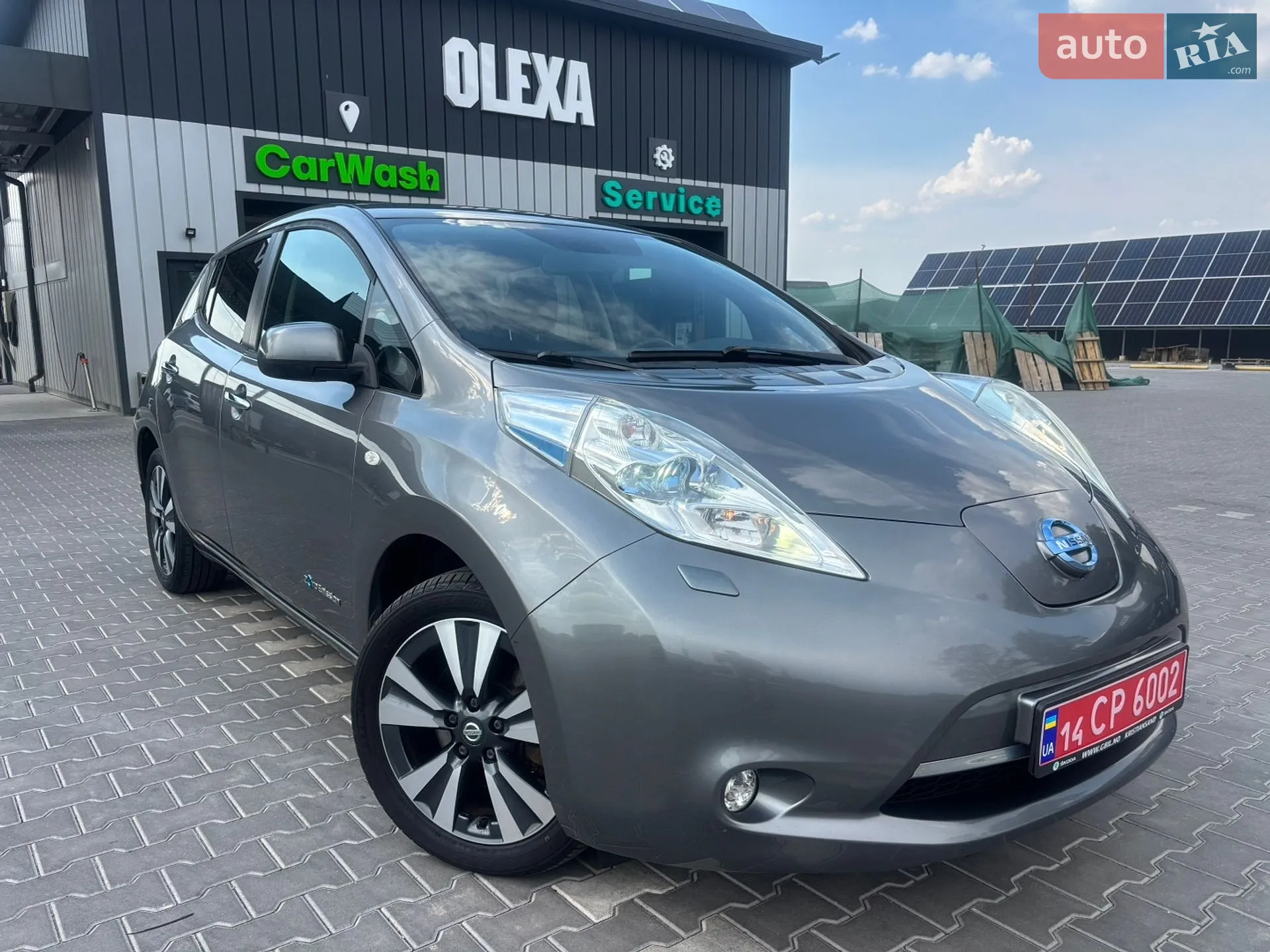 2017 Nissan Leaf - мініатюра 13
