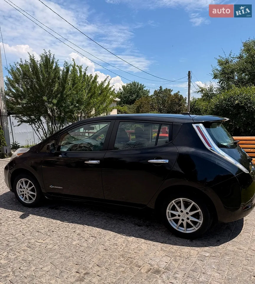 2013 Nissan Leaf - мініатюра 11