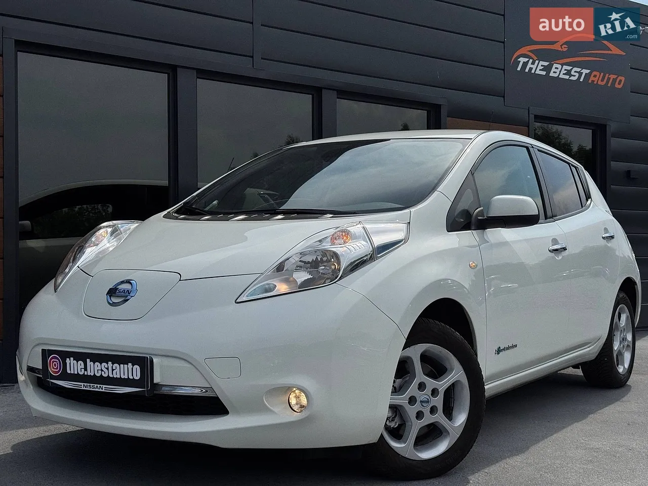 2016 Nissan Leaf - мініатюра 10