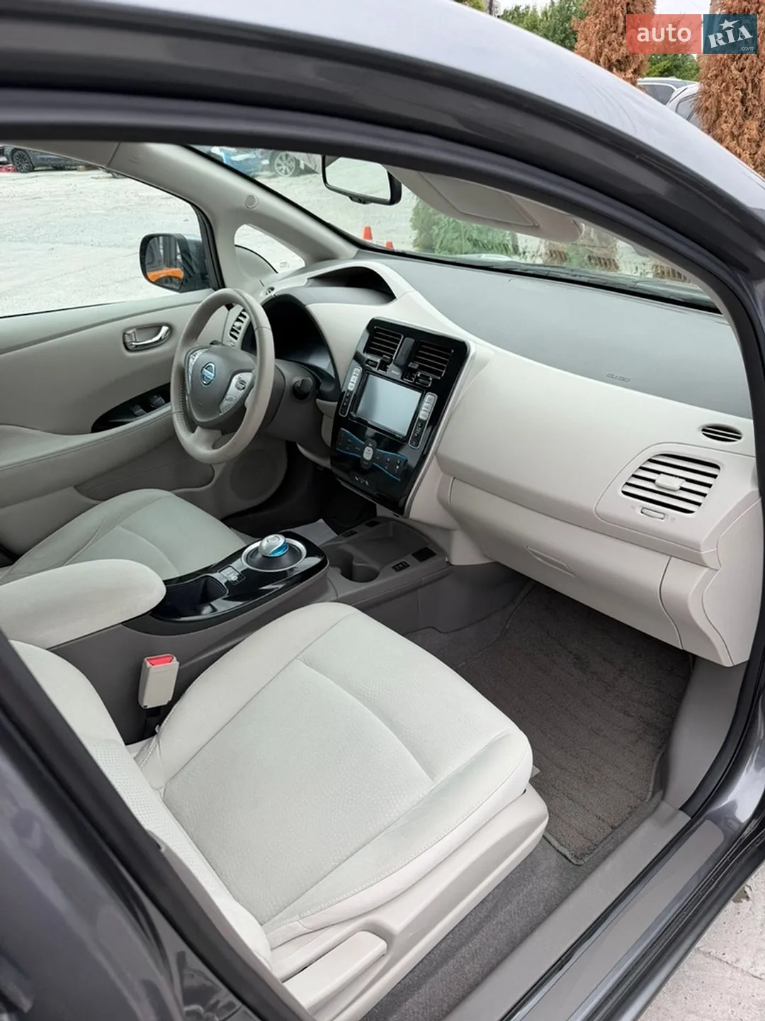 2015 Nissan Leaf - мініатюра 38