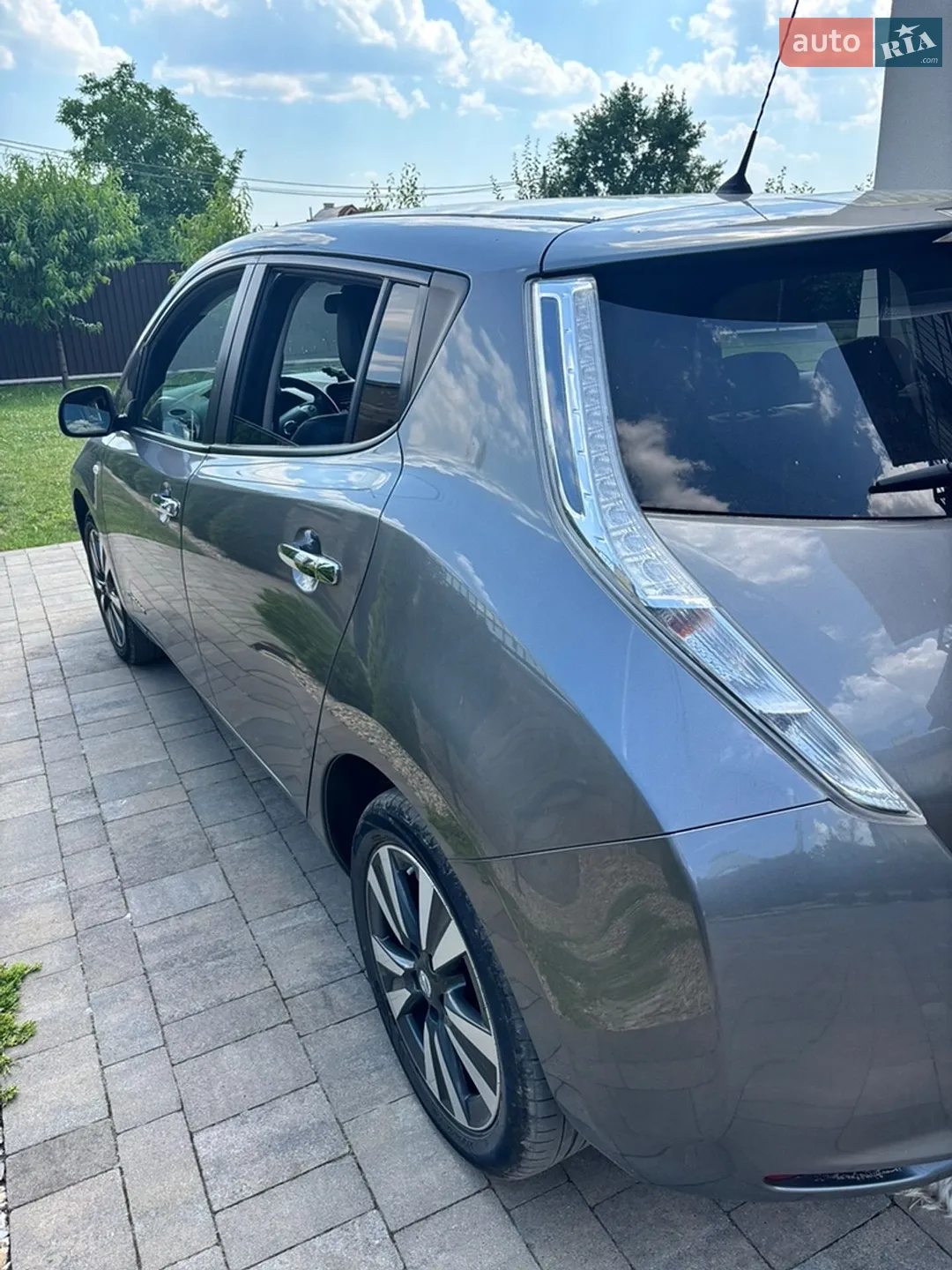 2015 Nissan Leaf - мініатюра 4