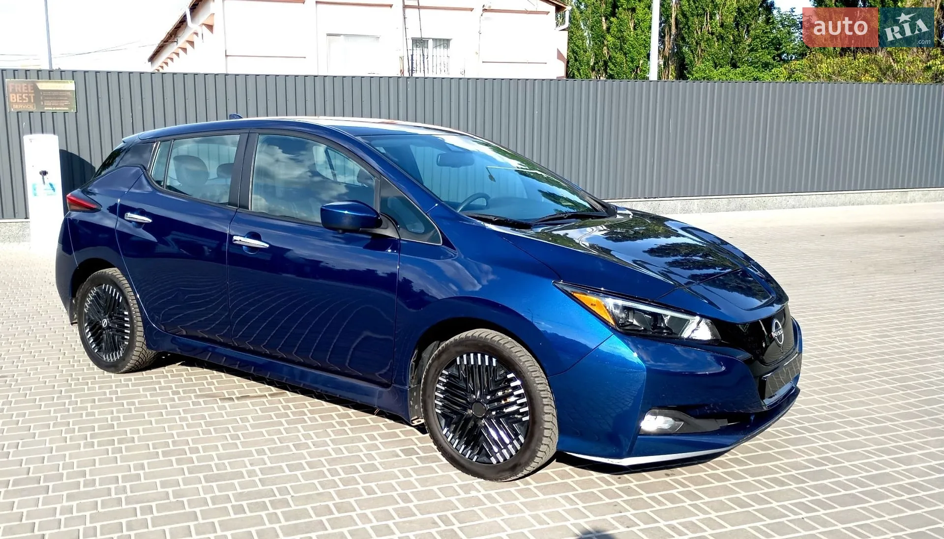 2022 Nissan Leaf - мініатюра 9