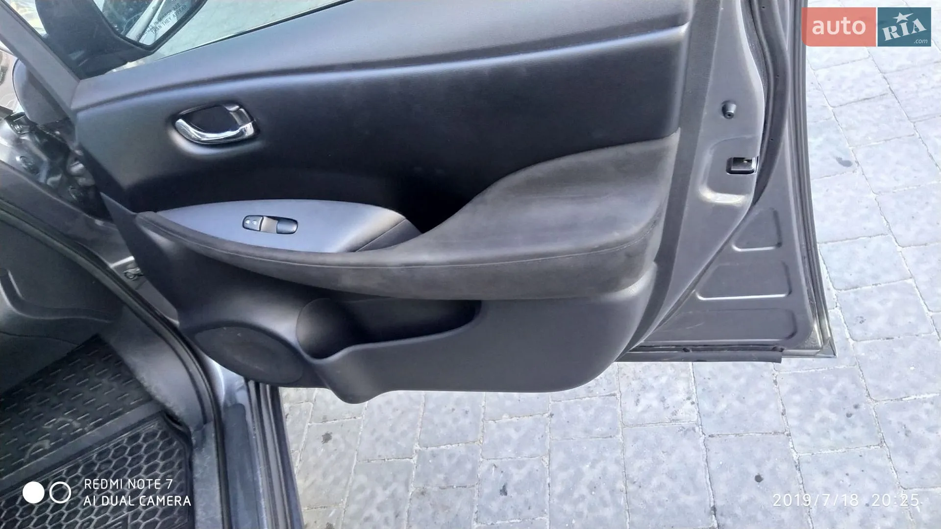 2014 Nissan Leaf - мініатюра 12