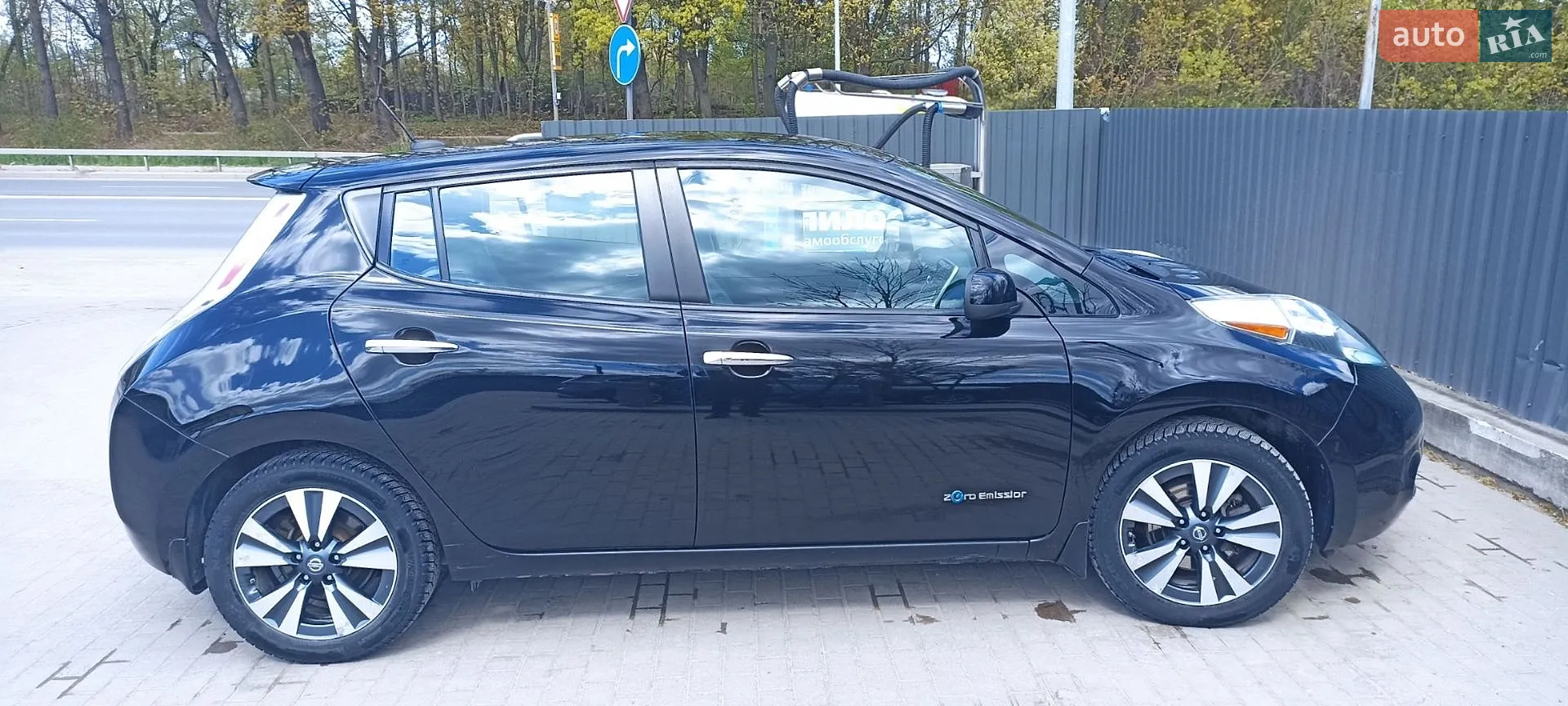 2017 Nissan Leaf - мініатюра 15