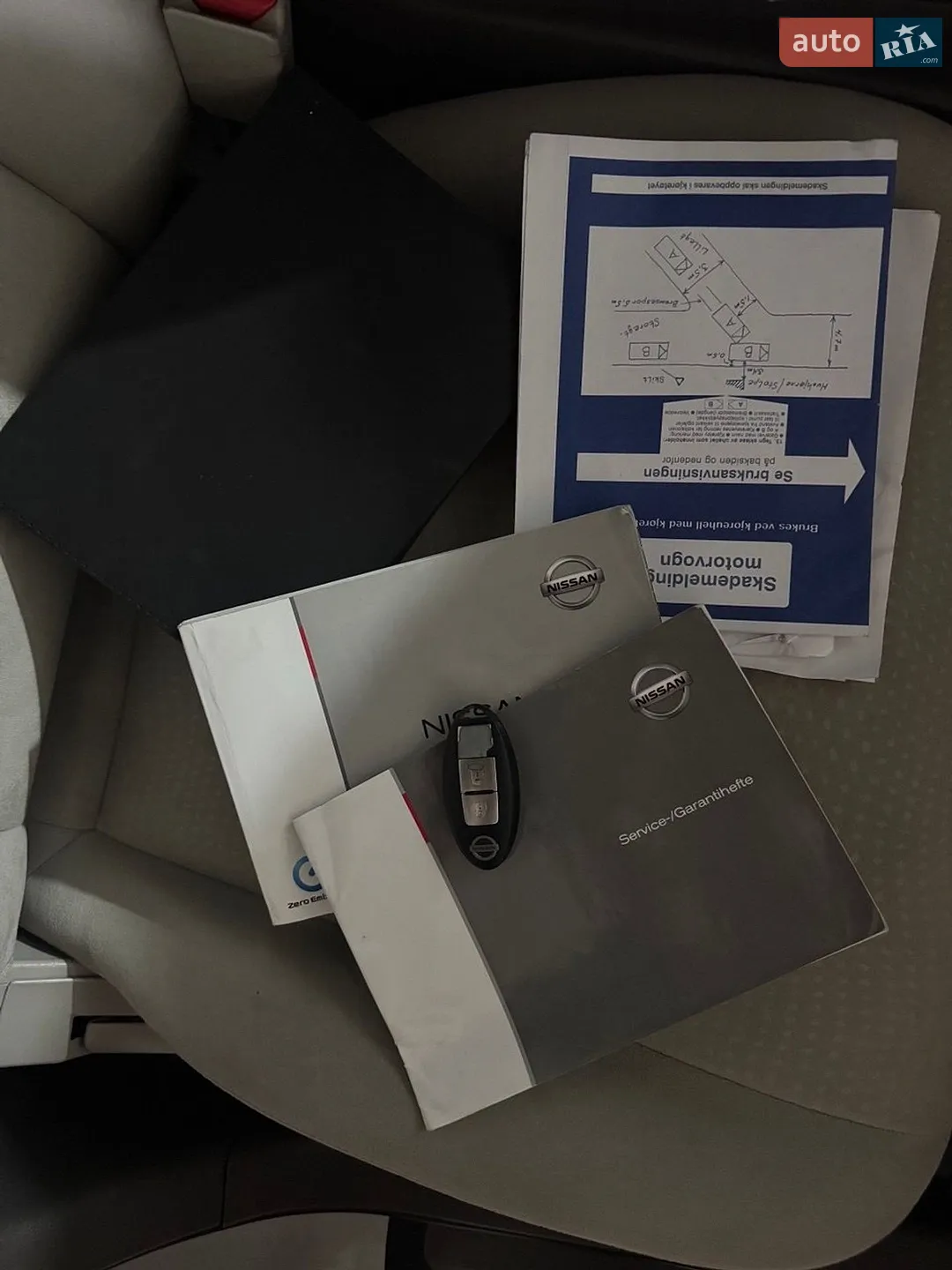 2012 Nissan Leaf - мініатюра 7