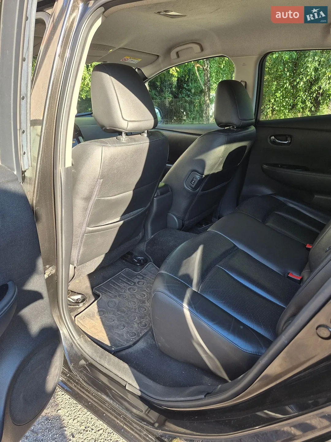 2015 Nissan Leaf - мініатюра 12