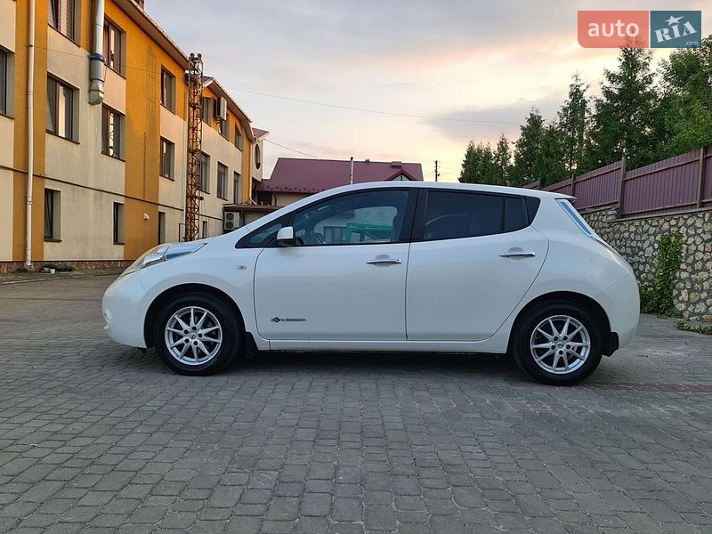 Хэтчбек Nissan Leaf 2014 в Тернополе