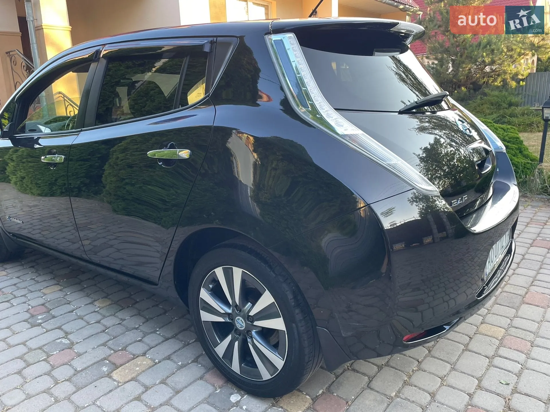 2013 Nissan Leaf - мініатюра 5