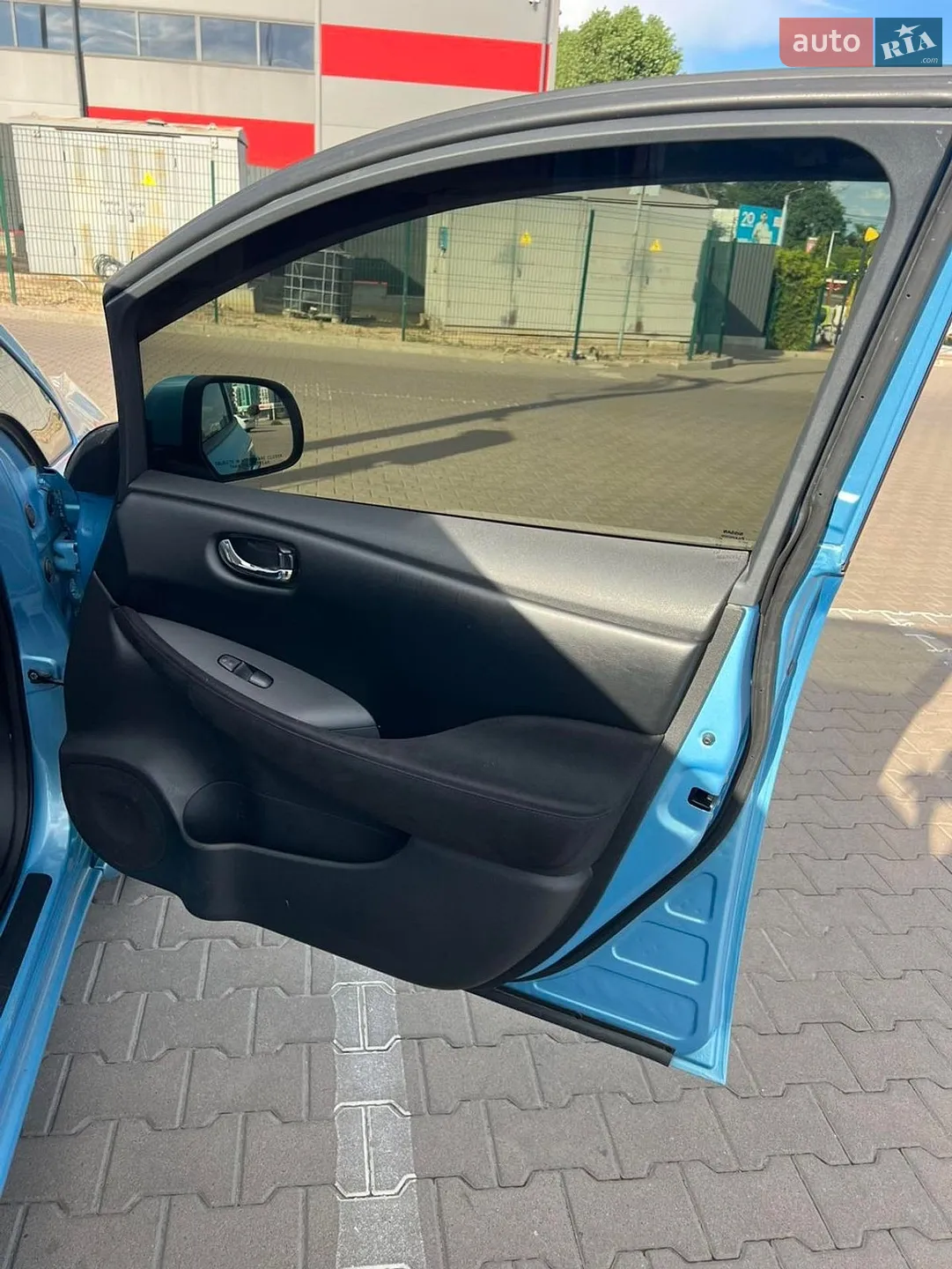 2015 Nissan Leaf - мініатюра 26