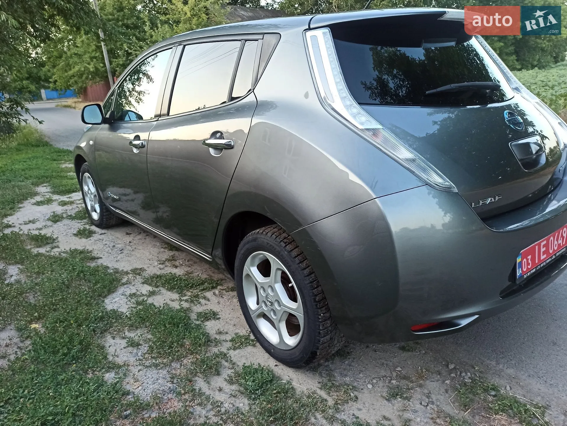 2015 Nissan Leaf - мініатюра 2