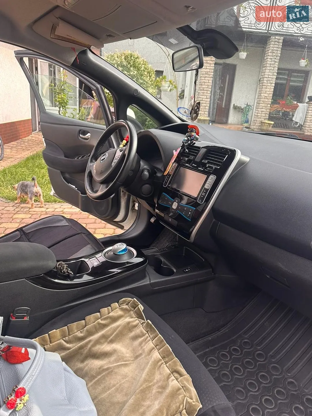 2015 Nissan Leaf - мініатюра 14