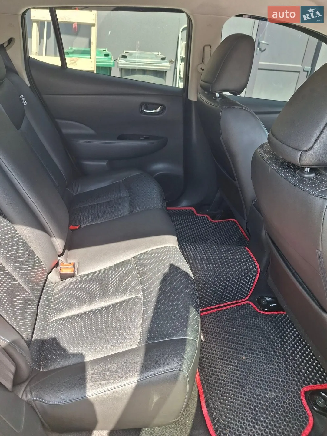 2014 Nissan Leaf - мініатюра 9