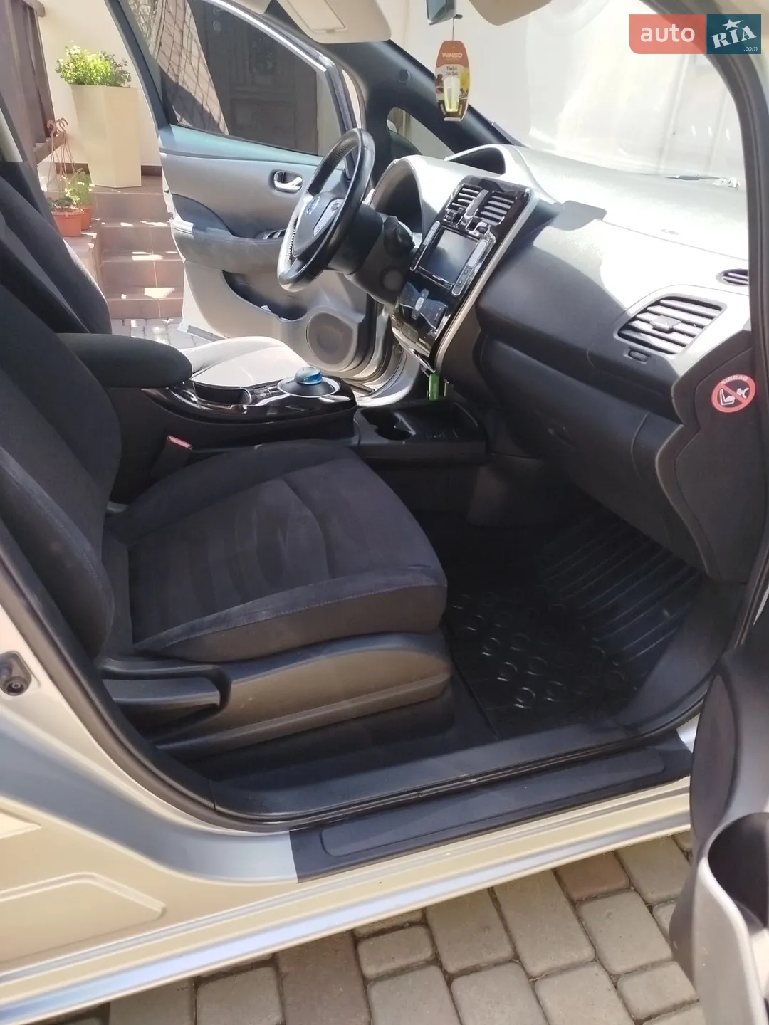 2016 Nissan Leaf - мініатюра 8