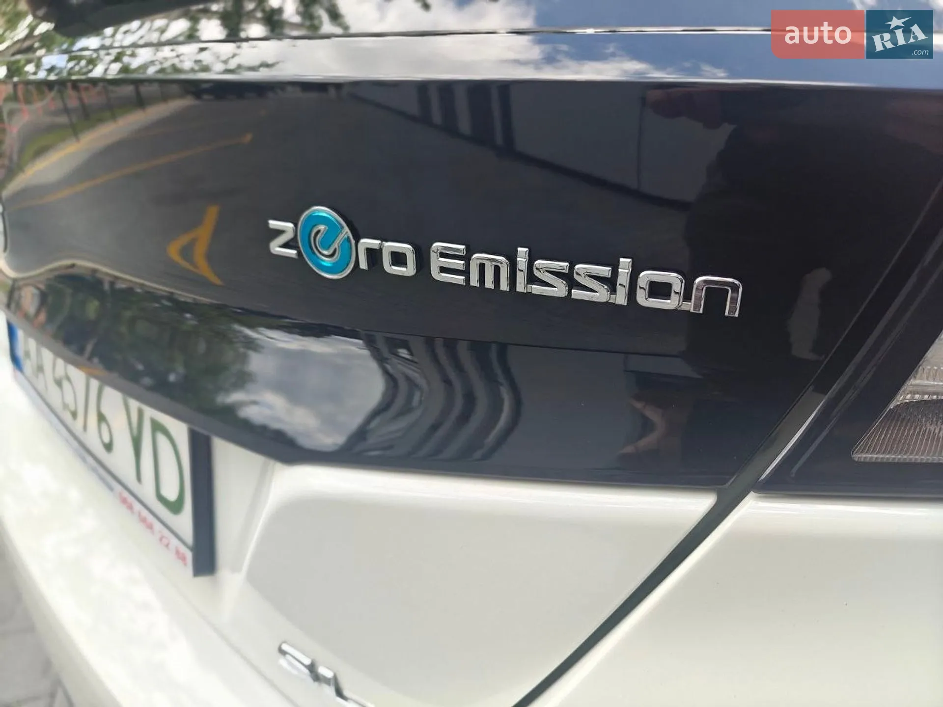 2018 Nissan Leaf - мініатюра 11
