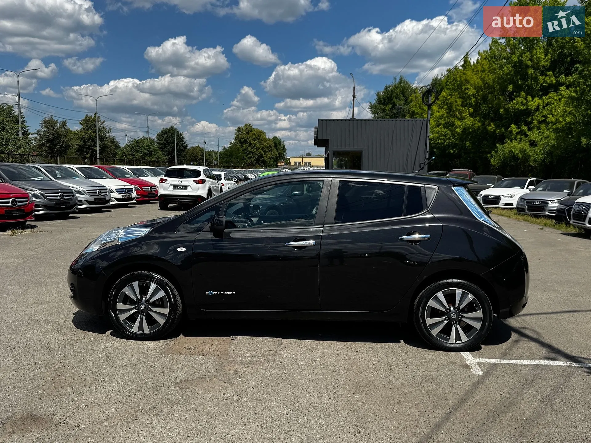 2013 Nissan Leaf - мініатюра 11