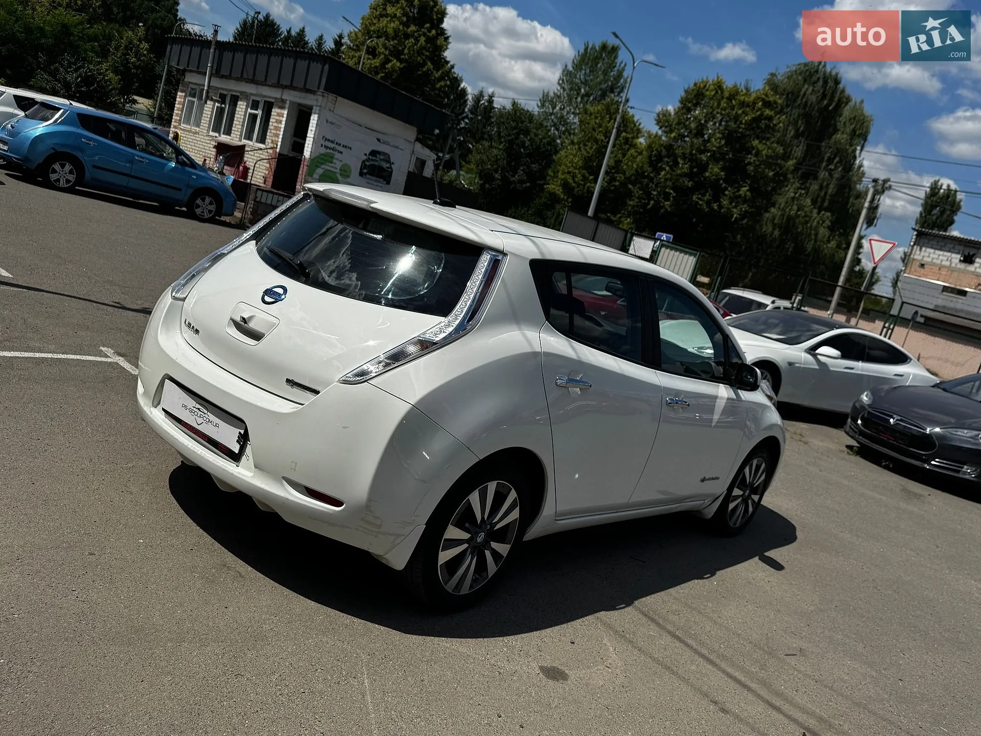2017 Nissan Leaf - мініатюра 6