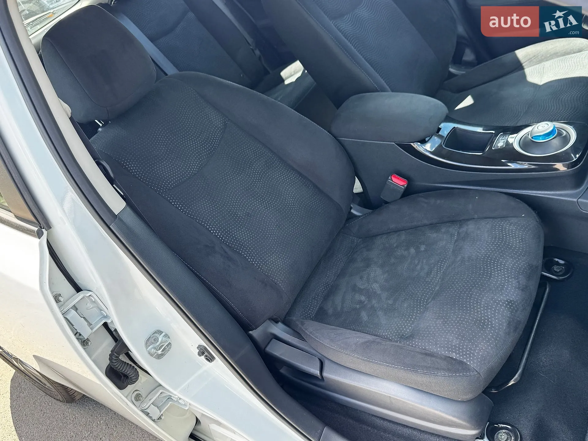 2017 Nissan Leaf - мініатюра 15