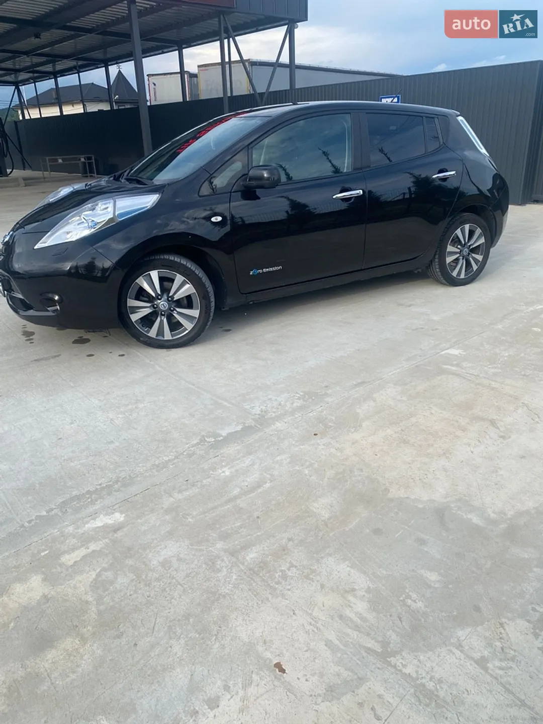 2015 Nissan Leaf - мініатюра 2