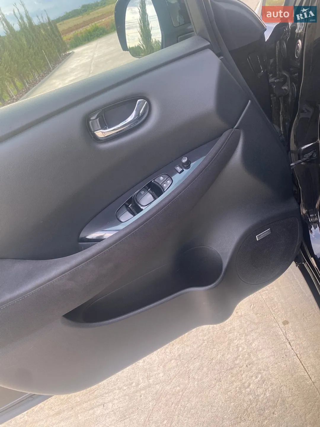 2015 Nissan Leaf - мініатюра 11