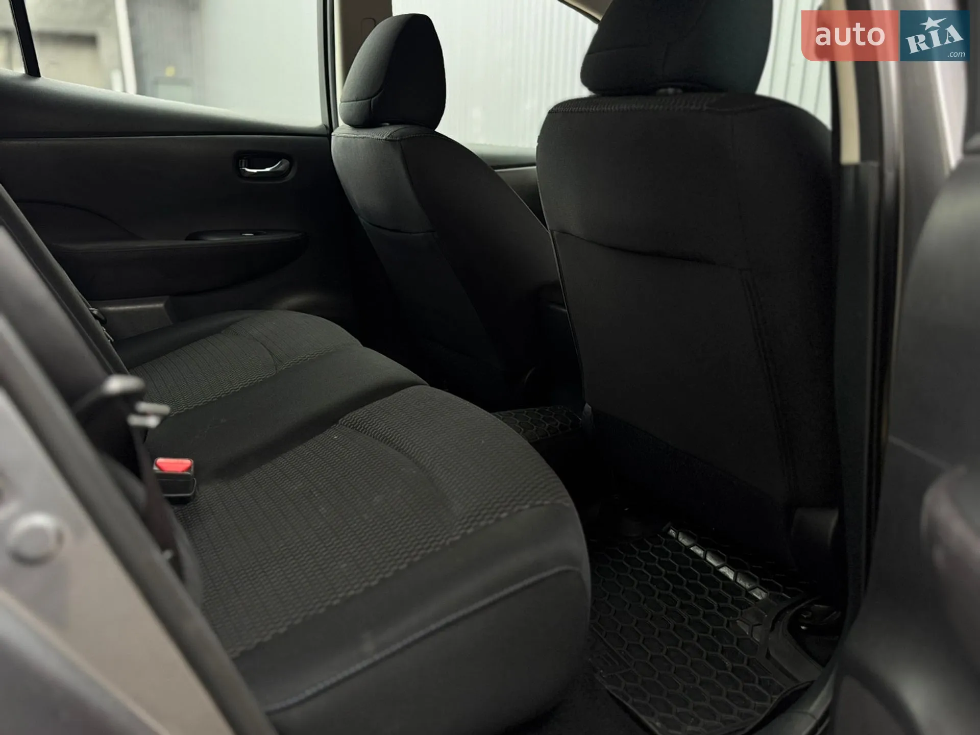 2016 Nissan Leaf - мініатюра 15