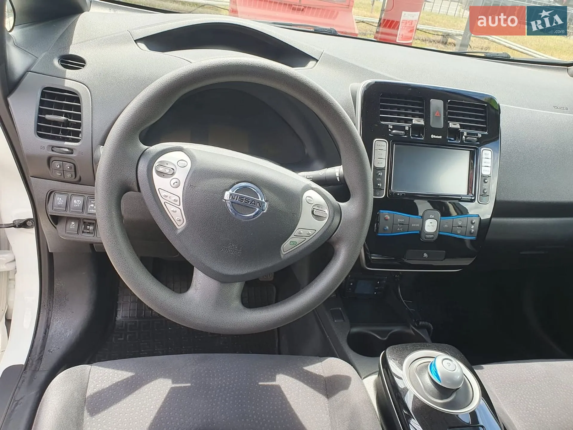 2017 Nissan Leaf - мініатюра 15