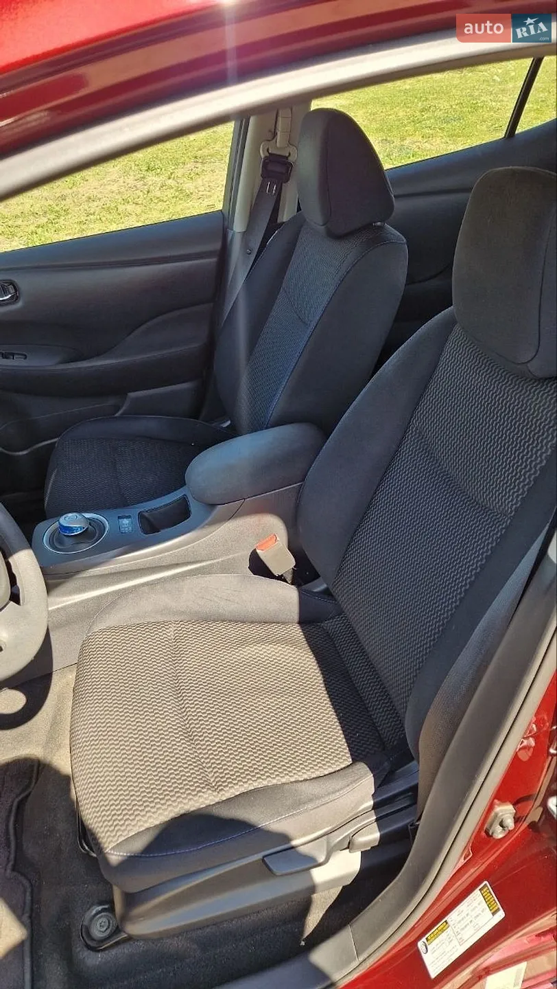 2016 Nissan Leaf - мініатюра 23