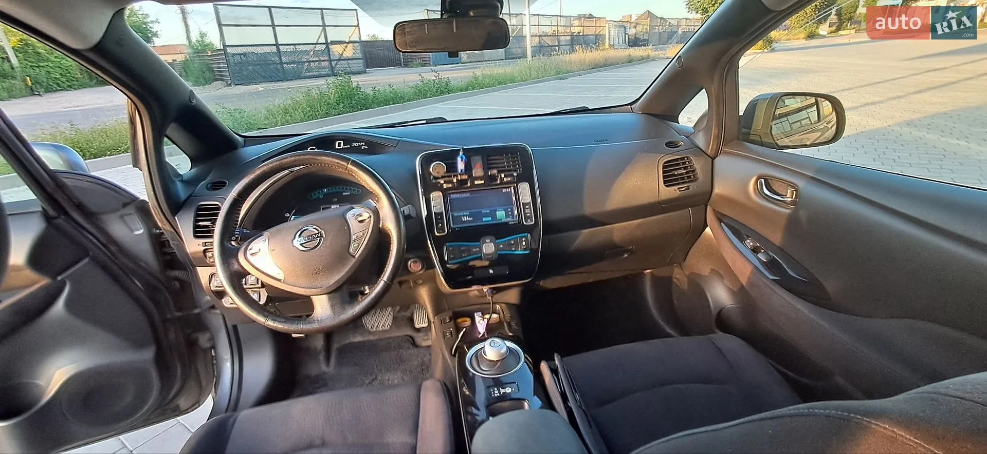 2014 Nissan Leaf - мініатюра 11