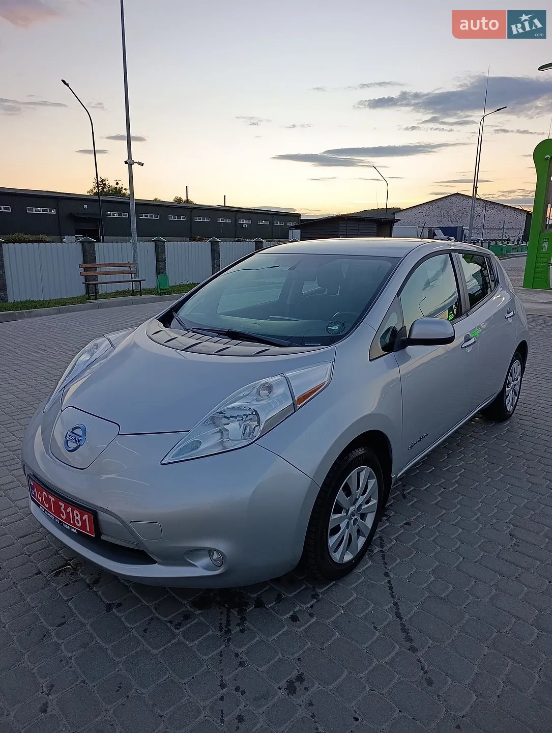 2014 Nissan Leaf - мініатюра 4