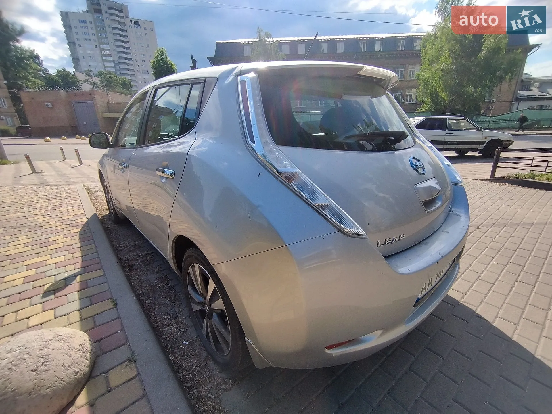 2016 Nissan Leaf - мініатюра 9