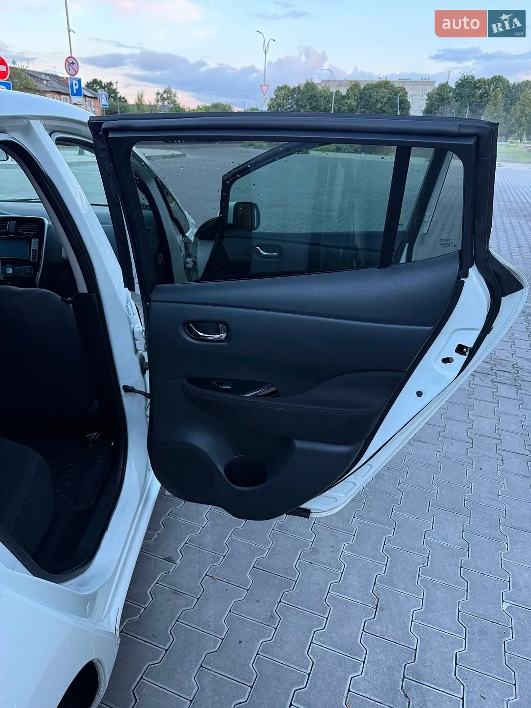 2014 Nissan Leaf - мініатюра 40