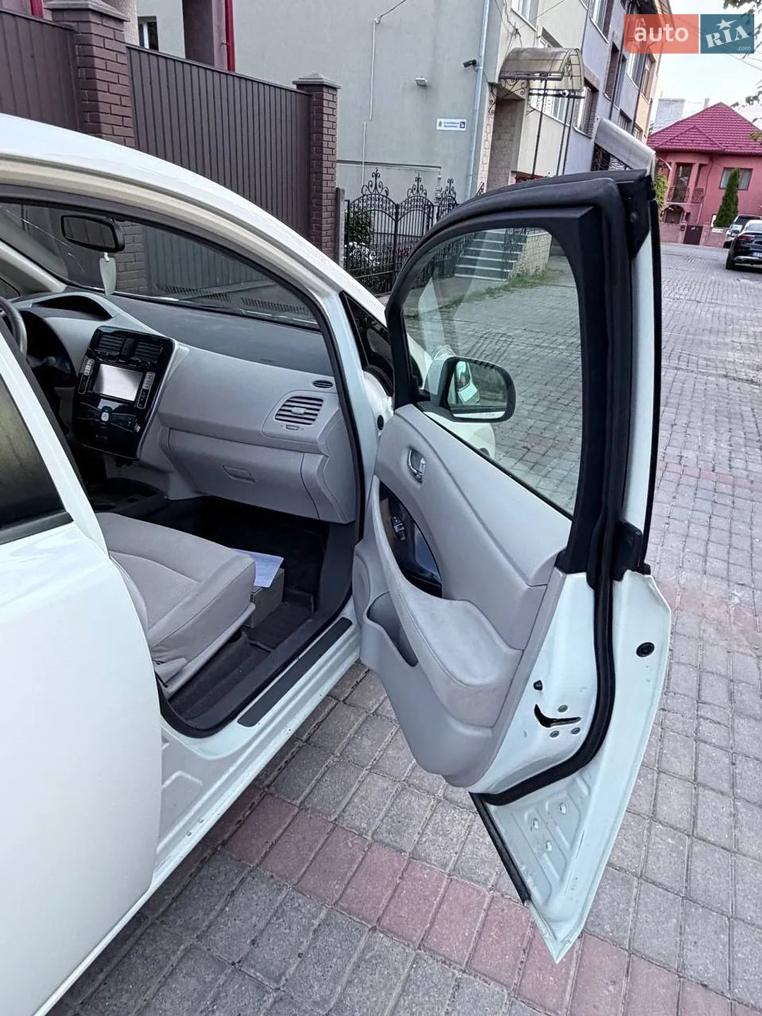 2012 Nissan Leaf - мініатюра 7
