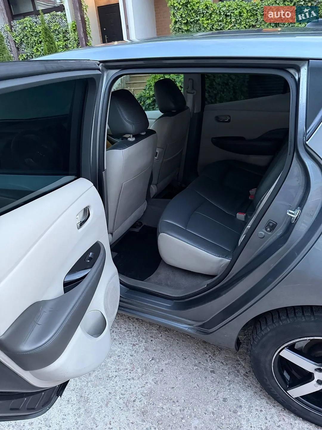 2015 Nissan Leaf - мініатюра 5