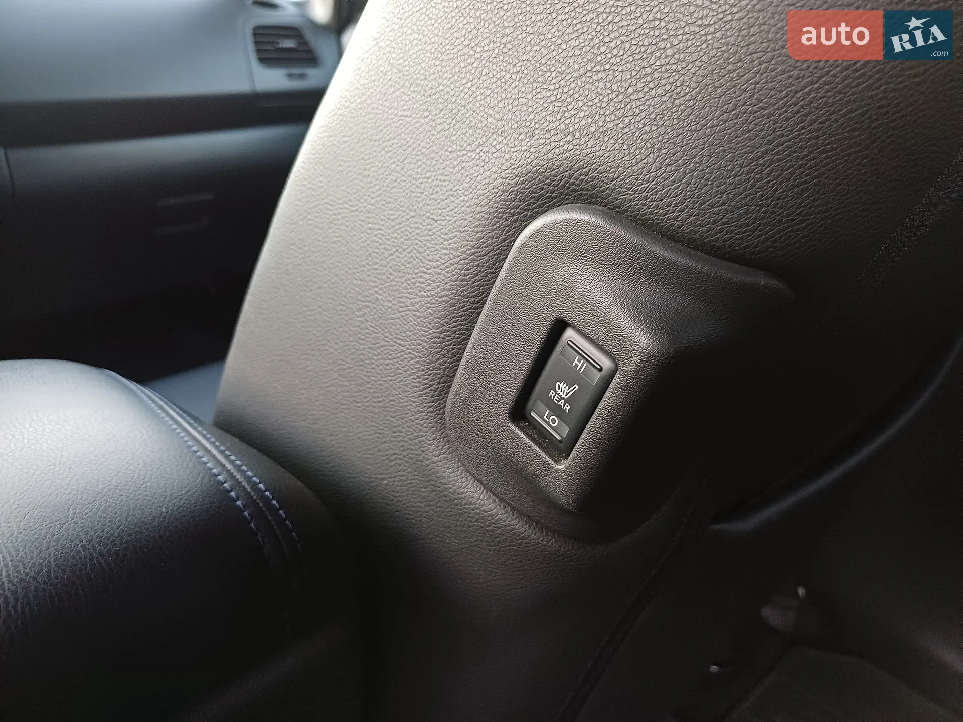 2015 Nissan Leaf - мініатюра 11