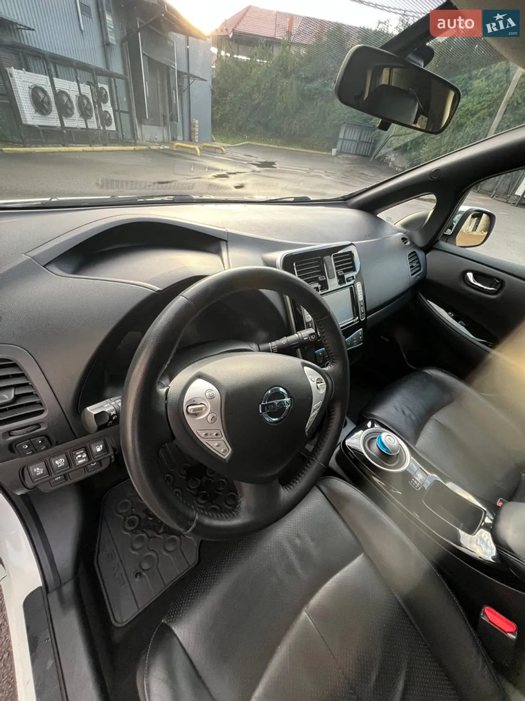 2013 Nissan Leaf - мініатюра 18