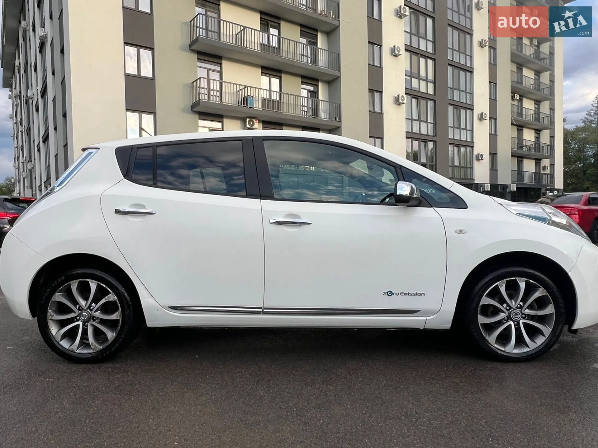 2013 Nissan Leaf - мініатюра 39