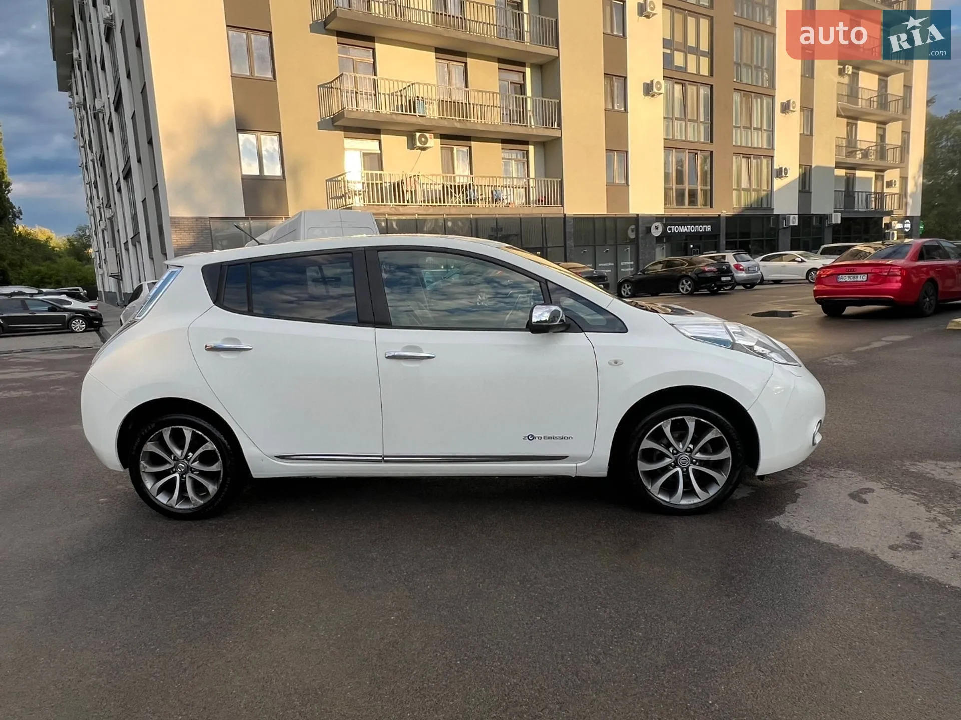2013 Nissan Leaf - мініатюра 38
