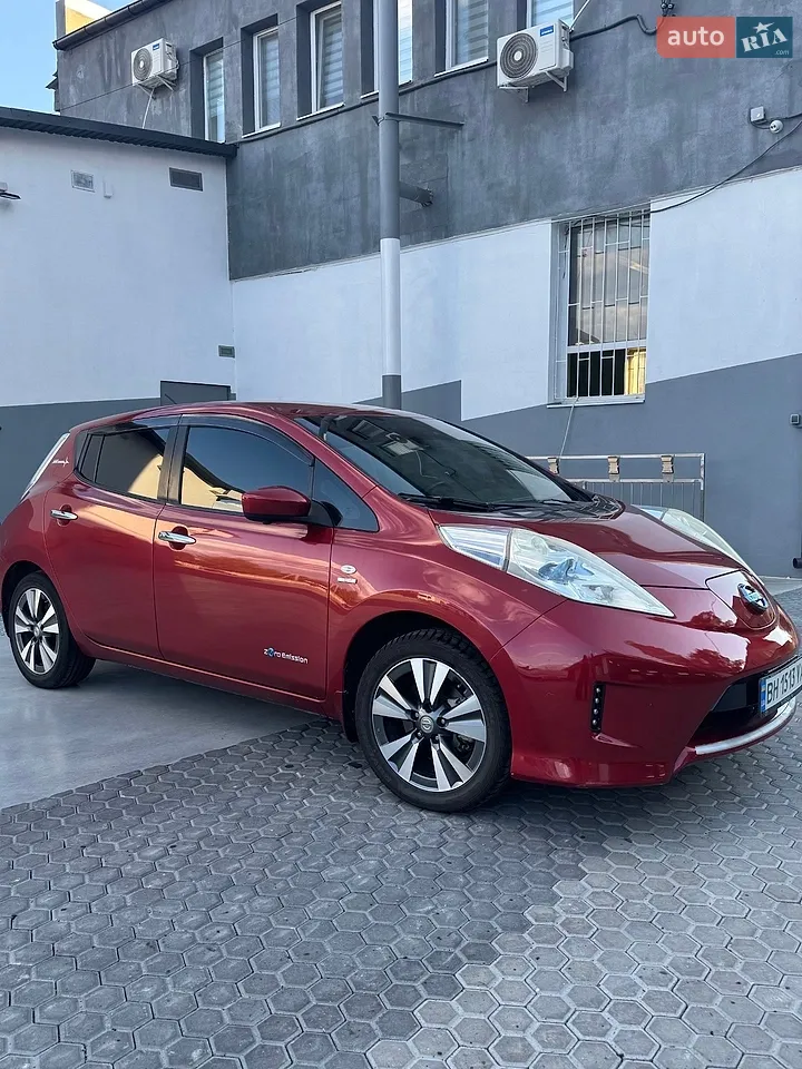2016 Nissan Leaf - мініатюра 11