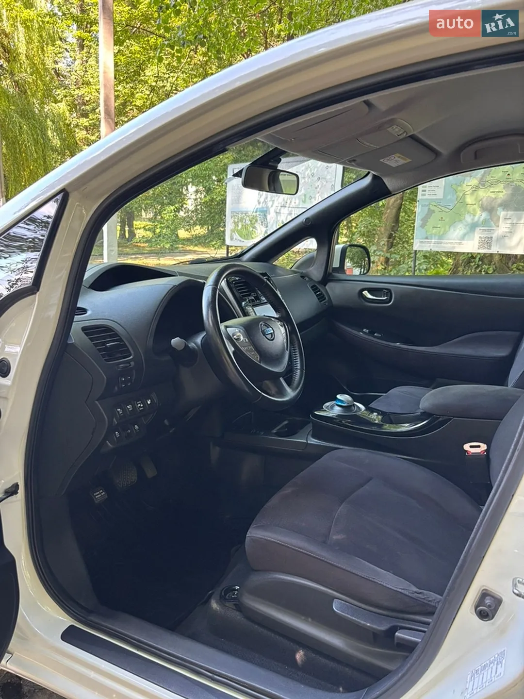 2013 Nissan Leaf - мініатюра 11