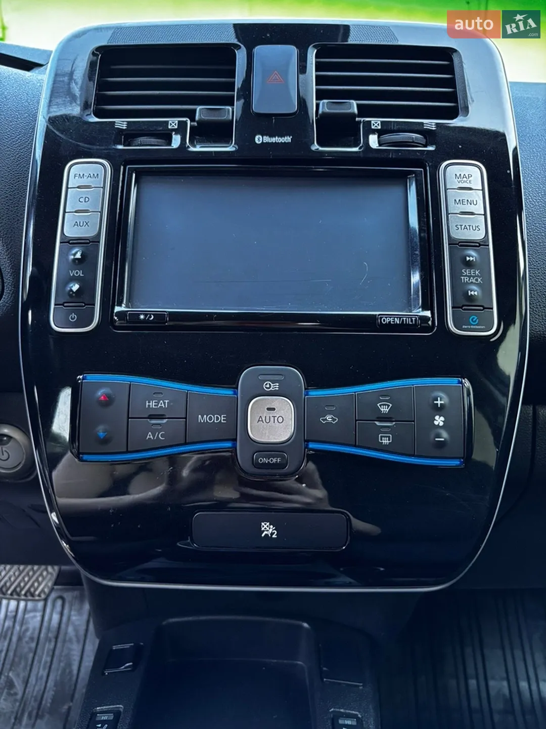 2013 Nissan Leaf - мініатюра 16