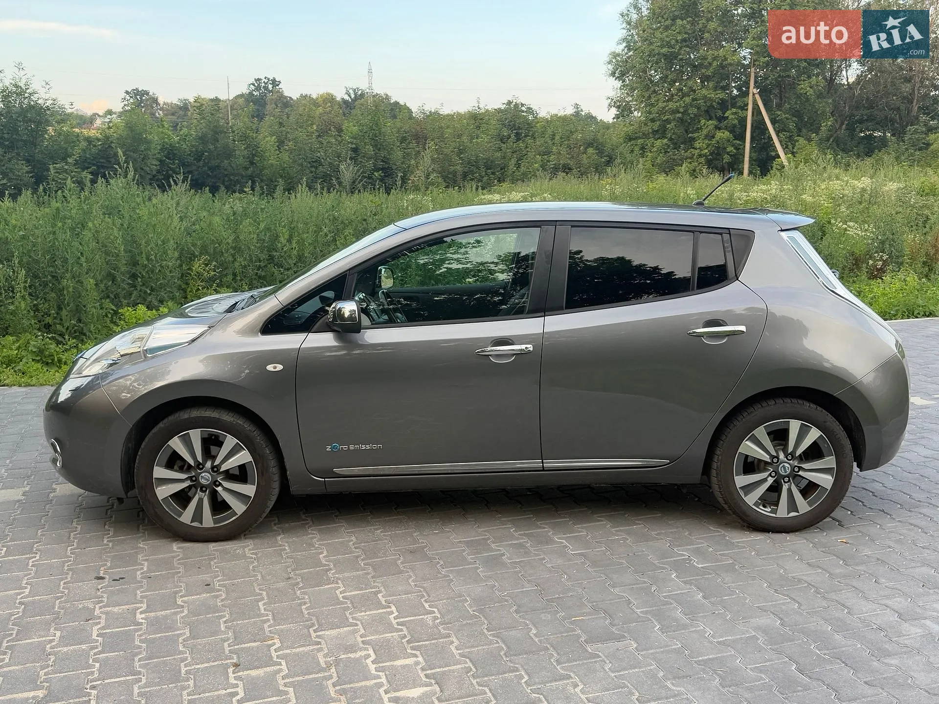 2013 Nissan Leaf - мініатюра 11