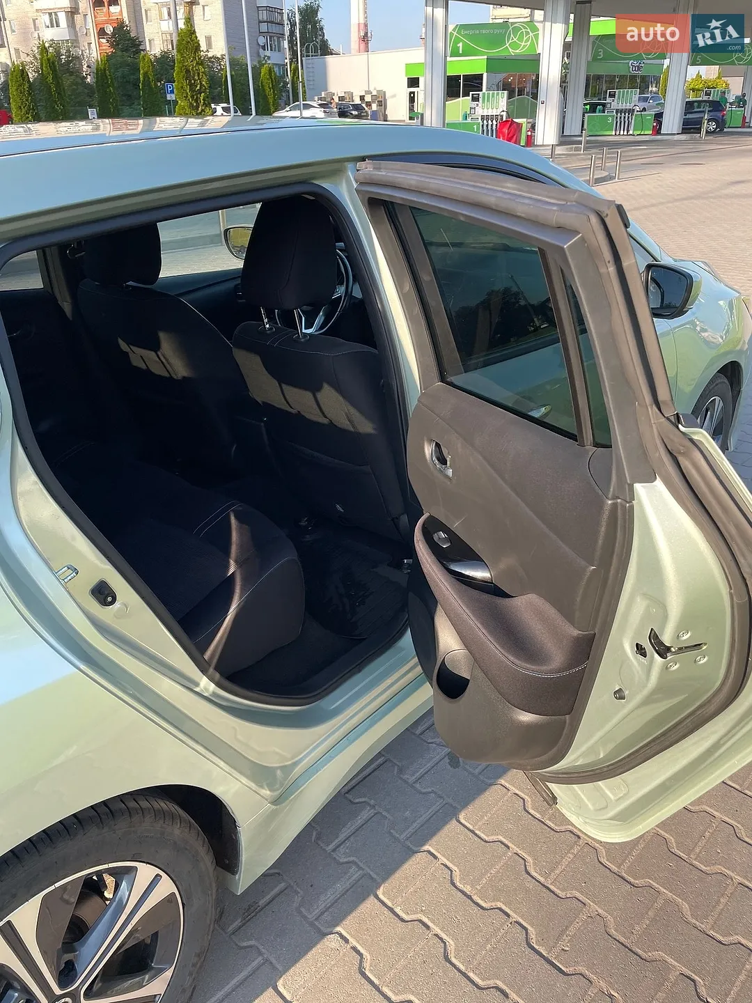 2018 Nissan Leaf - мініатюра 10