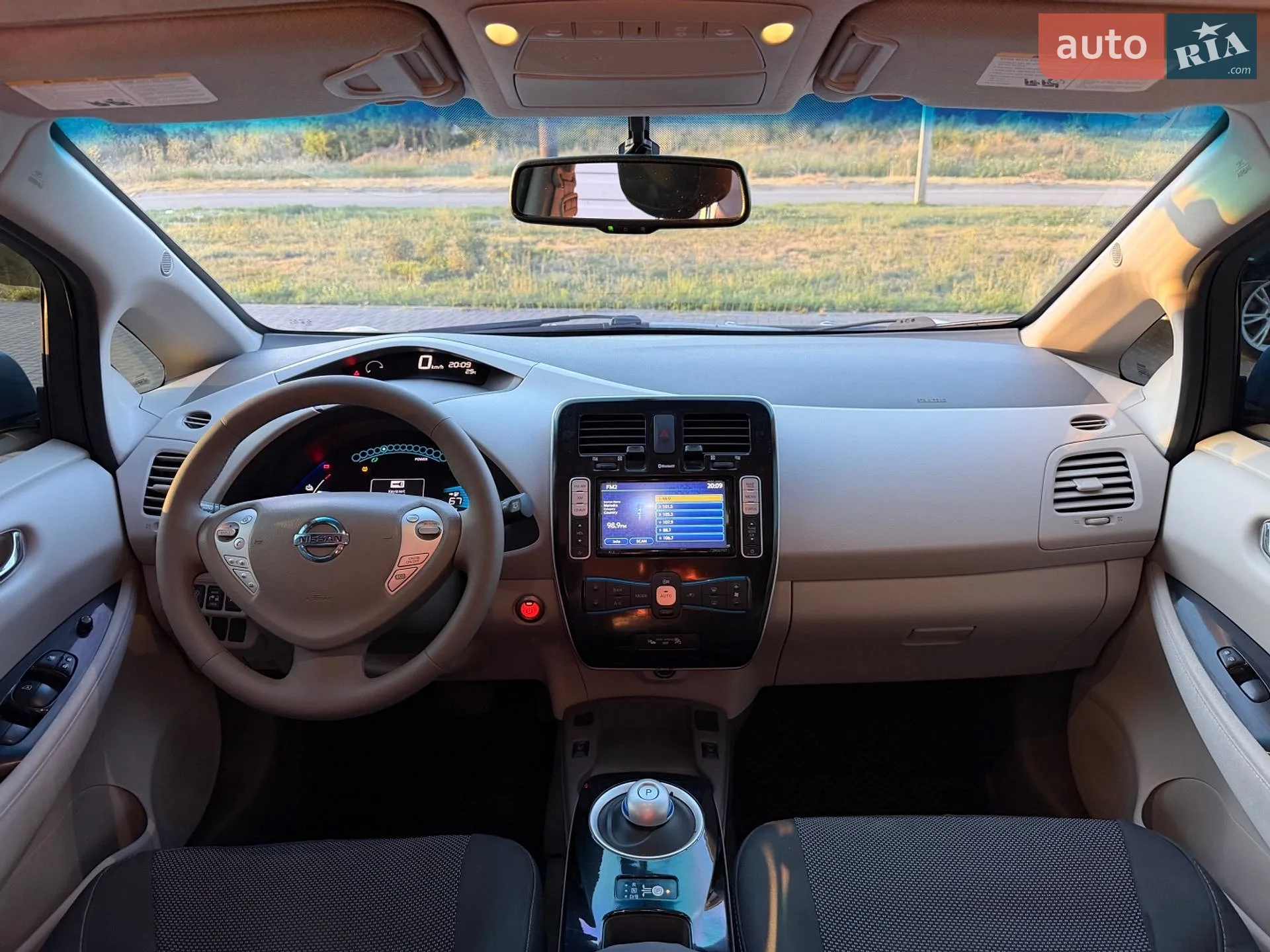 2014 Nissan Leaf - мініатюра 16