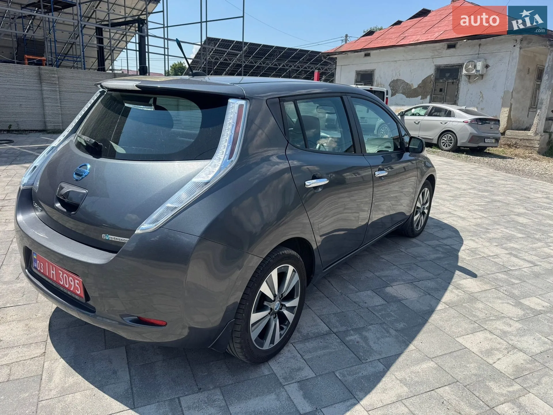 2013 Nissan Leaf - мініатюра 6
