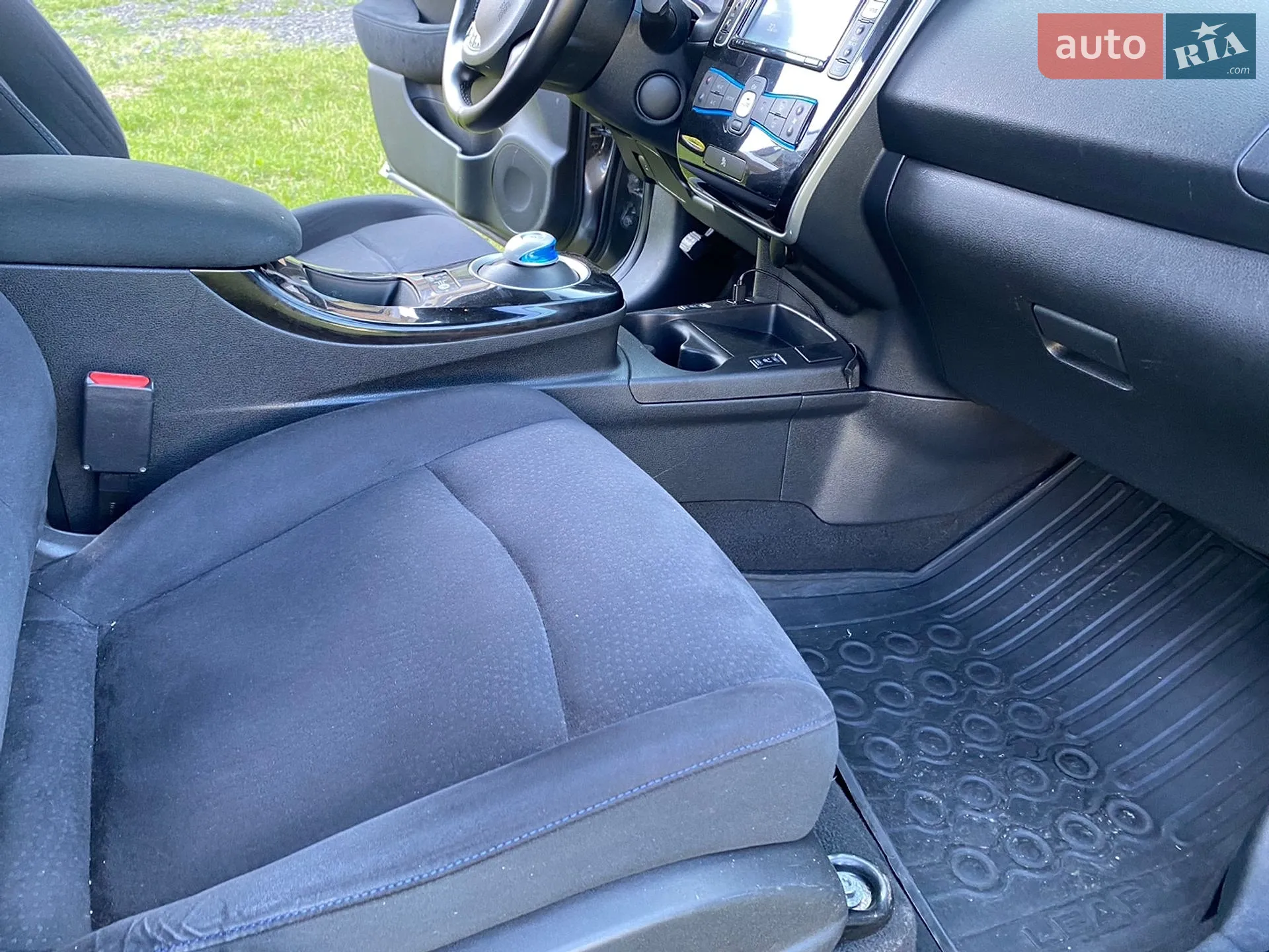 2013 Nissan Leaf - мініатюра 17