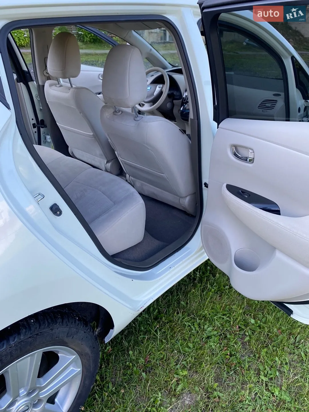 2012 Nissan Leaf - мініатюра 23