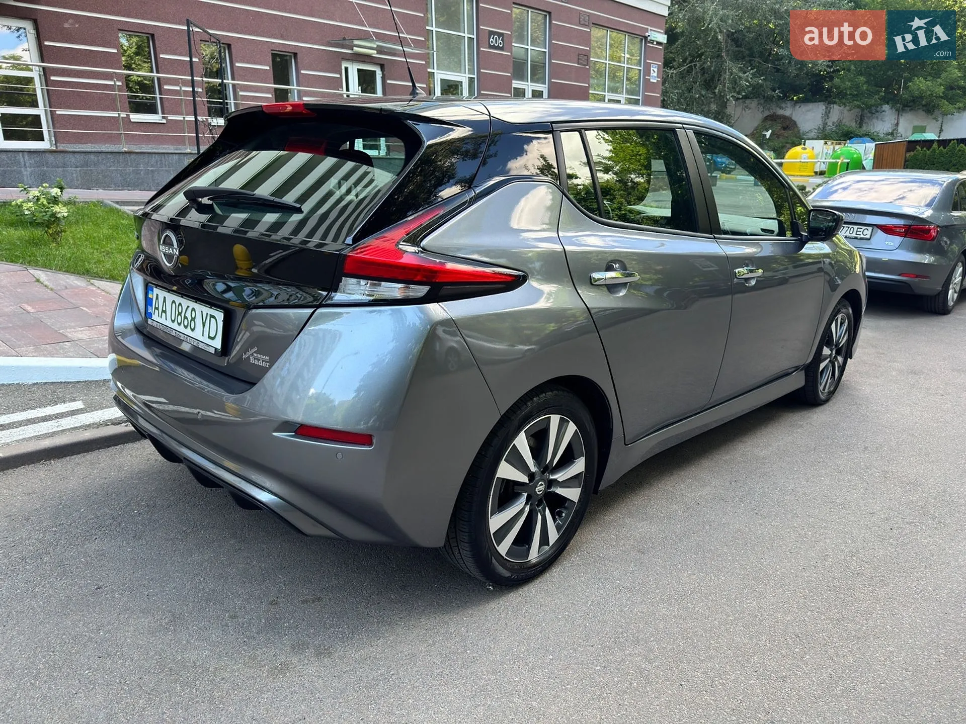 2022 Nissan Leaf - мініатюра 9