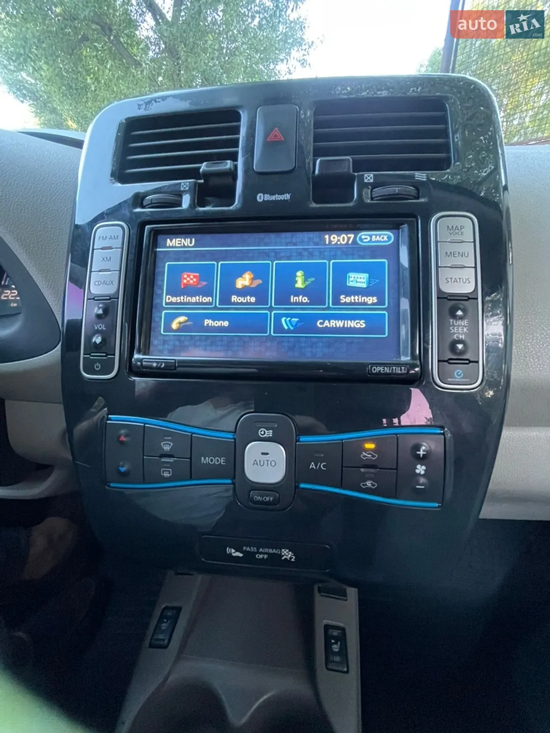 2012 Nissan Leaf - мініатюра 8