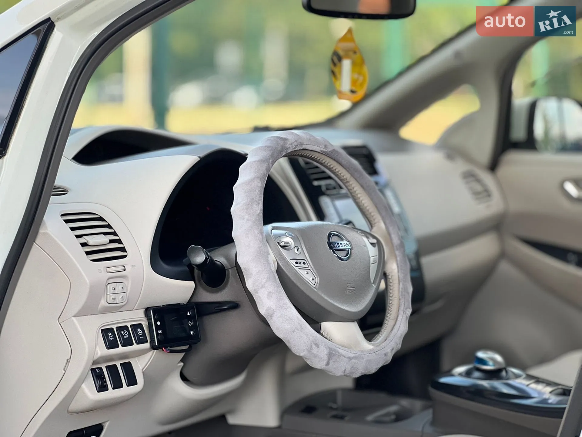 2012 Nissan Leaf - мініатюра 11