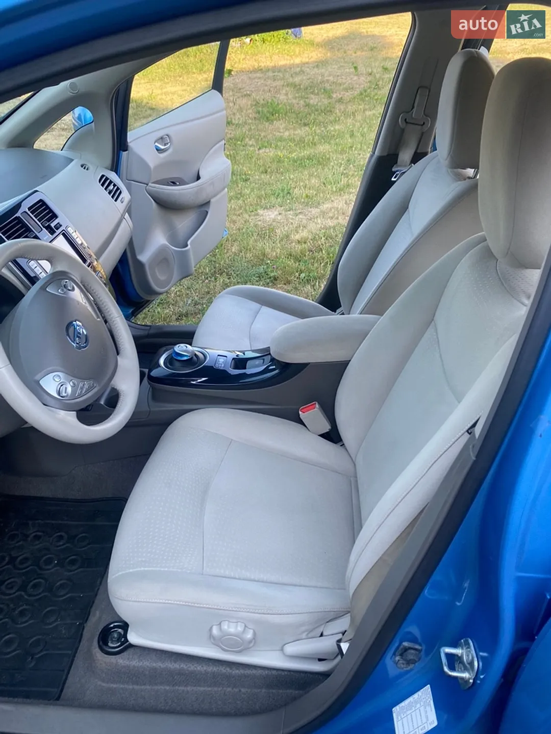 2012 Nissan Leaf - мініатюра 18