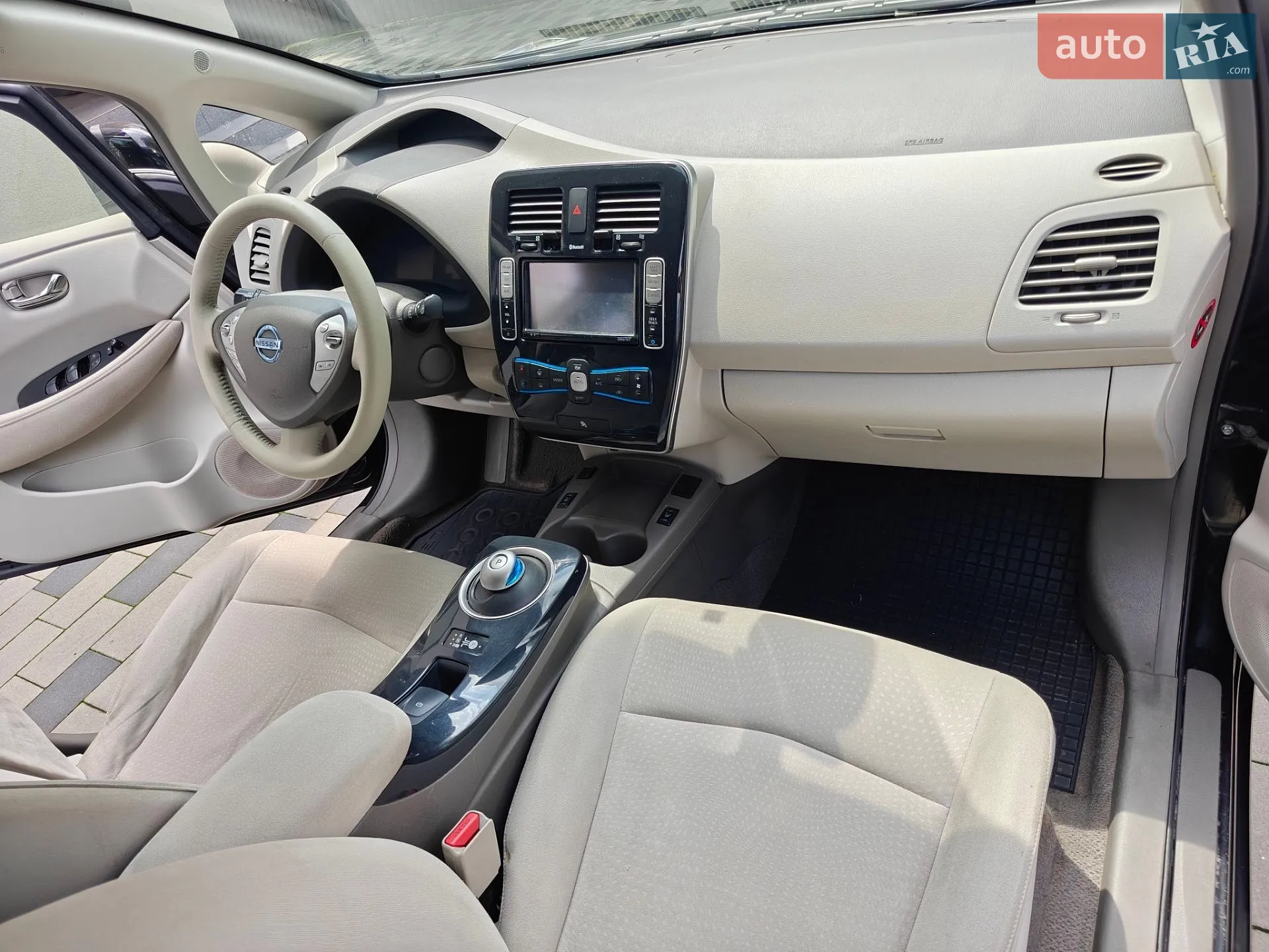 2013 Nissan Leaf - мініатюра 18